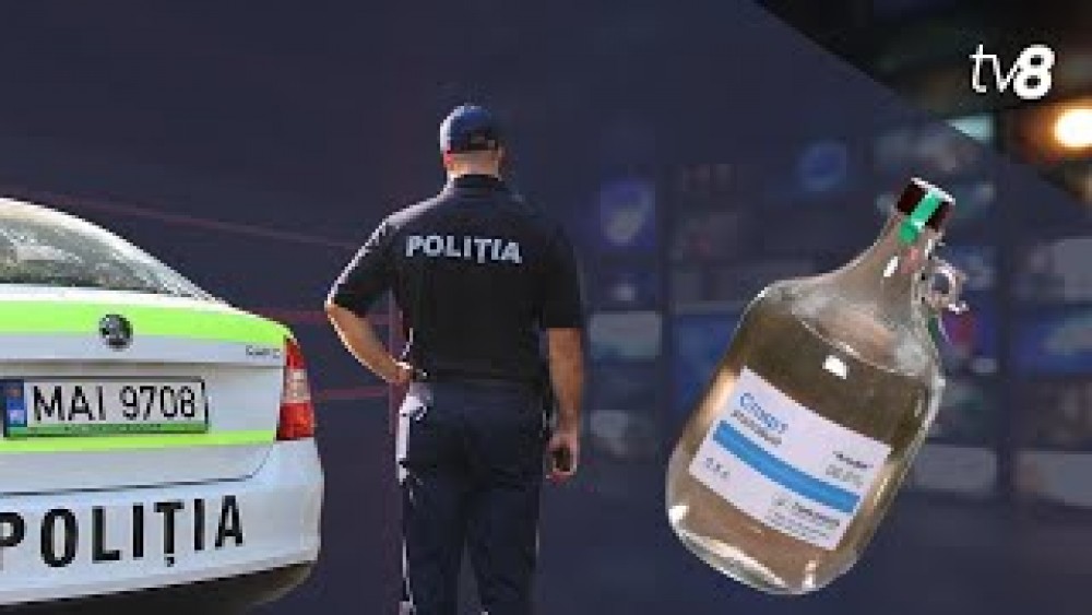 Lângă Piața Centrală, se vinde ilegal spirt contrafăcut chiar sub nasul poliției